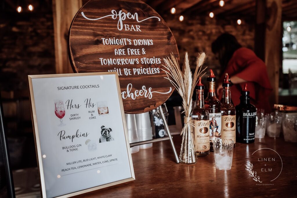 Signature drinks Cincinnati barn Wedding at Cedar Bay Farm by Linen Elm Photography |