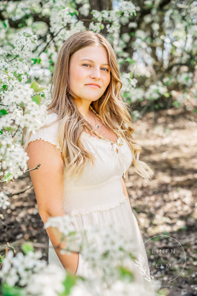 Ault Park Cincinnati Ohio Senior Photo Session By Linen Elm Photography 5 |