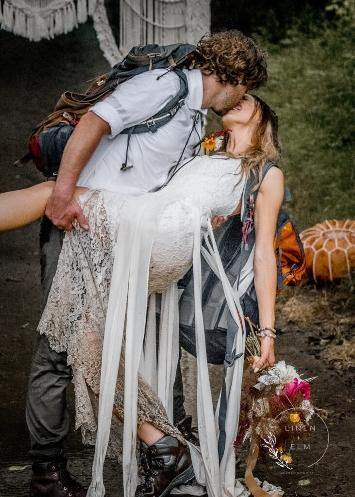 Elopement Tanner And Keltie Abbys Farm Cincinnati Ohio Wedding Venue 6 | Cincinnati Wedding Photographer | Linen &Amp; Elm Photography | Cincinnati Wedding Photographer | Fine Art Photography | Documentary Style