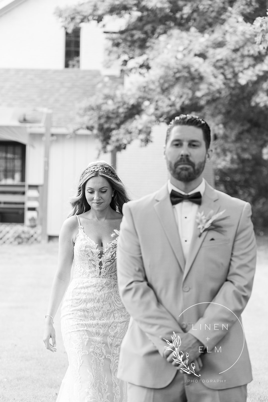 Bohemian Style Wedding Cedar Bay Farm 5 1 | Cincinnati Wedding Photographer | Fine Art Photography | Documentary Style | Linen & Elm Photography