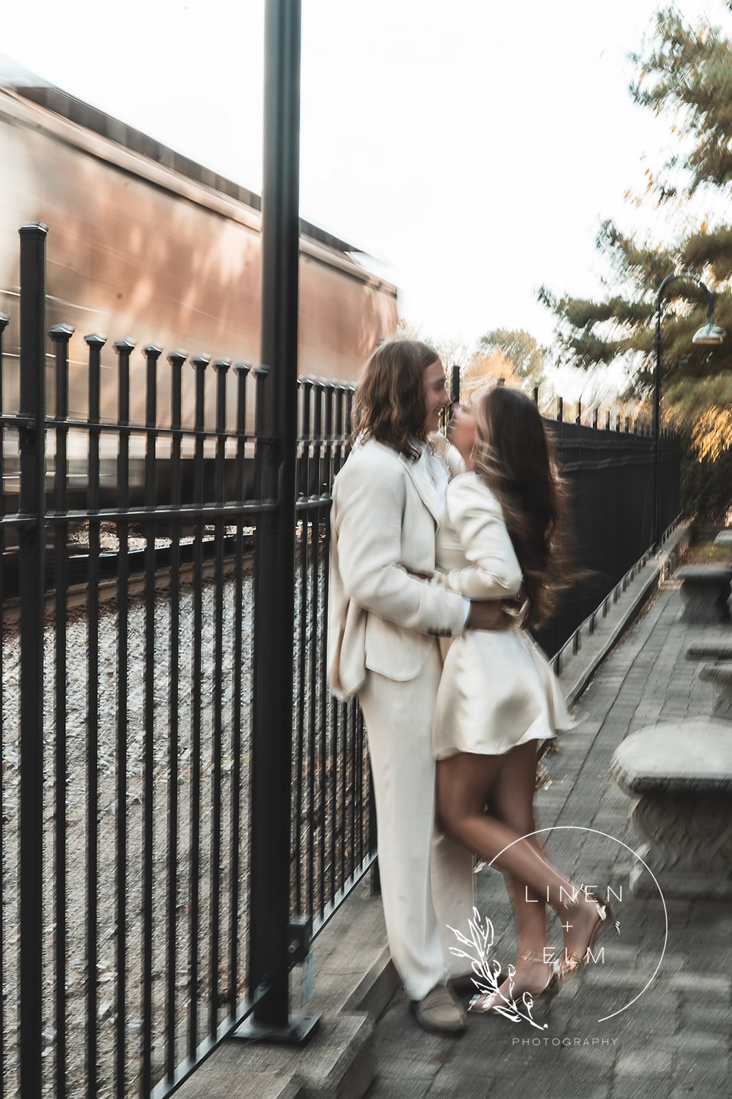 A7202291 websize | Cincinnati Wedding Photographer | Fine Art Photography | Documentary Style | Linen & Elm Photography